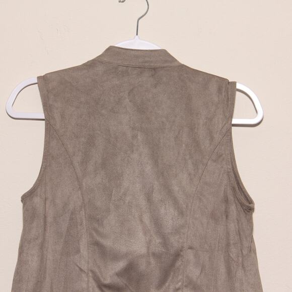 Romeo & Juliet Couture Faux Suede Vest Size Small - Picture 5 of 7